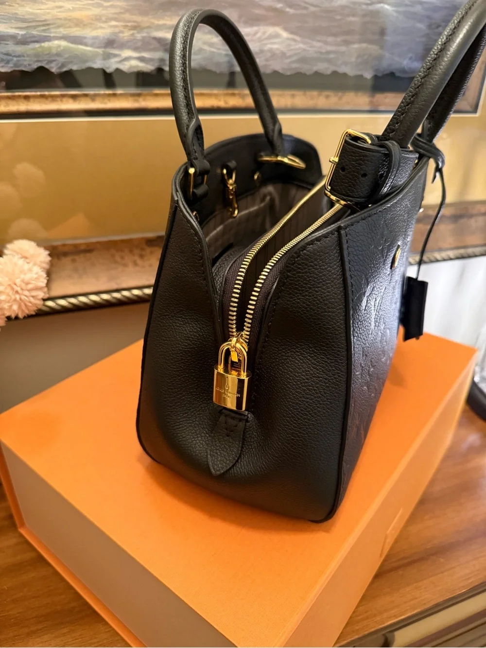 Louis Vuitton Montaigne BB - Picture 2 of 16